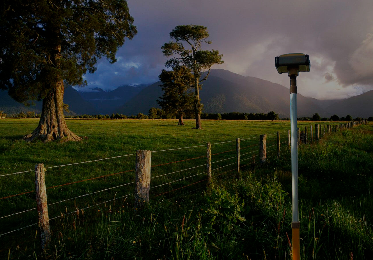Receptor GNSS em levantamento topográfico